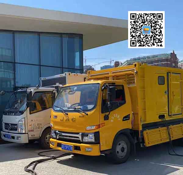 木里出租发电车