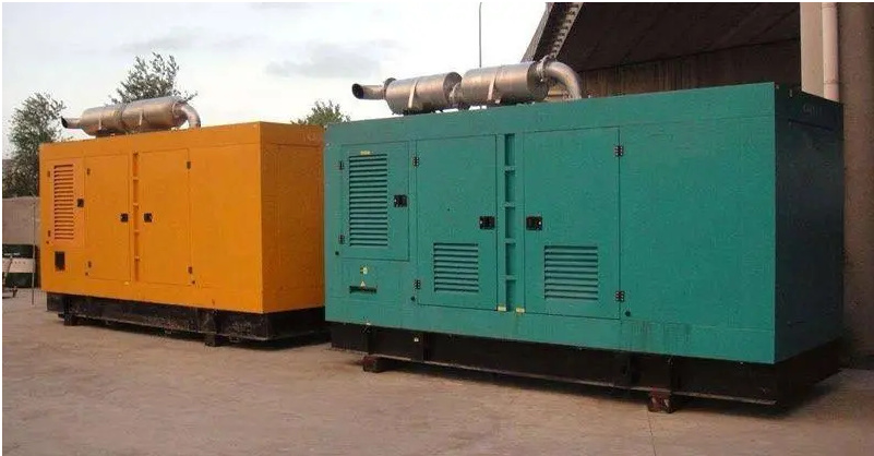 木里如何根据实际负载情况选择合适功率的发电机组？