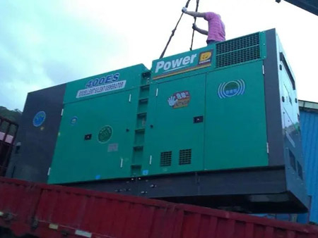 木里柴油发电机组转速不稳定时，如何对发动机进行维护？