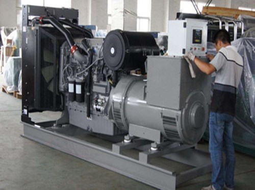 木里柴油发电机组和储能设备配合使用的案例