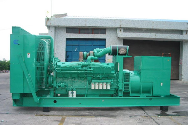 木里工厂发电机应急发电时如何更准确地检查发电机状态？