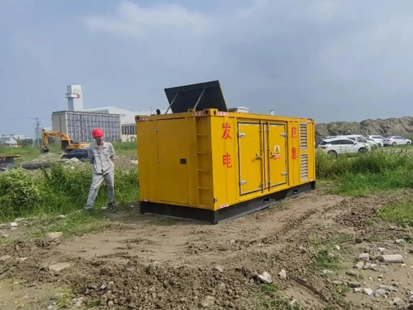 木里冬季低温环境下，发电机组启动电瓶的容量需求是否会增加？