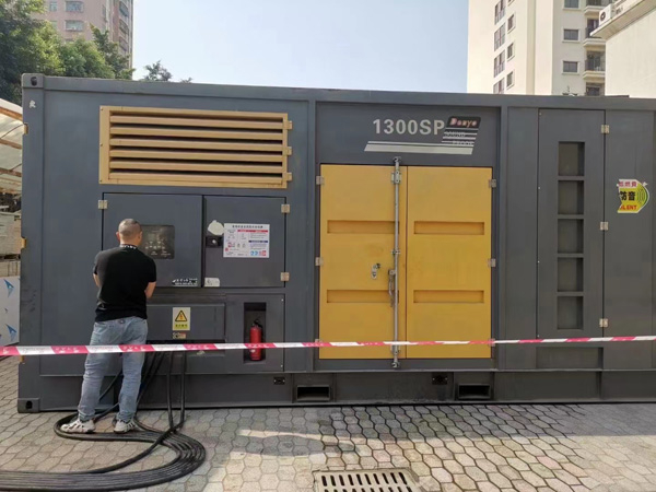 木里500KW发电机组冬季应该配多大的启动电瓶？