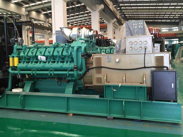 木里除了测量电瓶电压，还有哪些方法可以判断柴油发电机的充电系统是否正常？